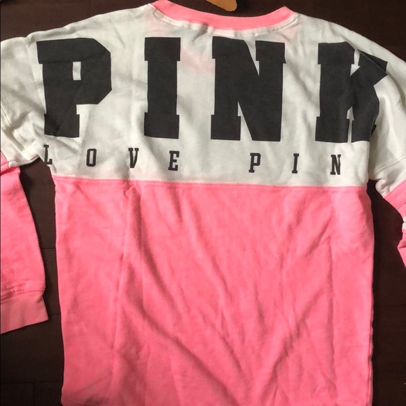 Sweatshirt - Picture 2 of 4